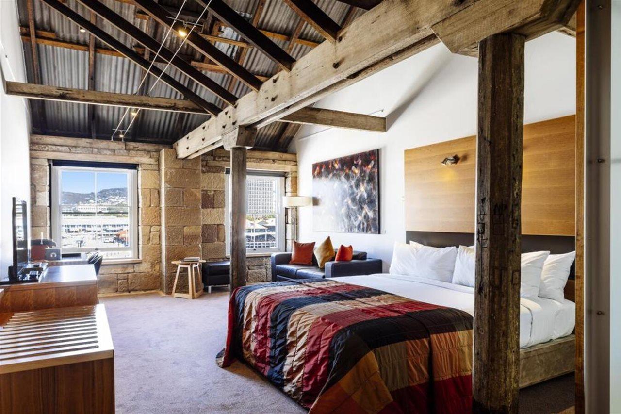 The Henry Jones Art Hotel Hobart Exterior photo The Loft