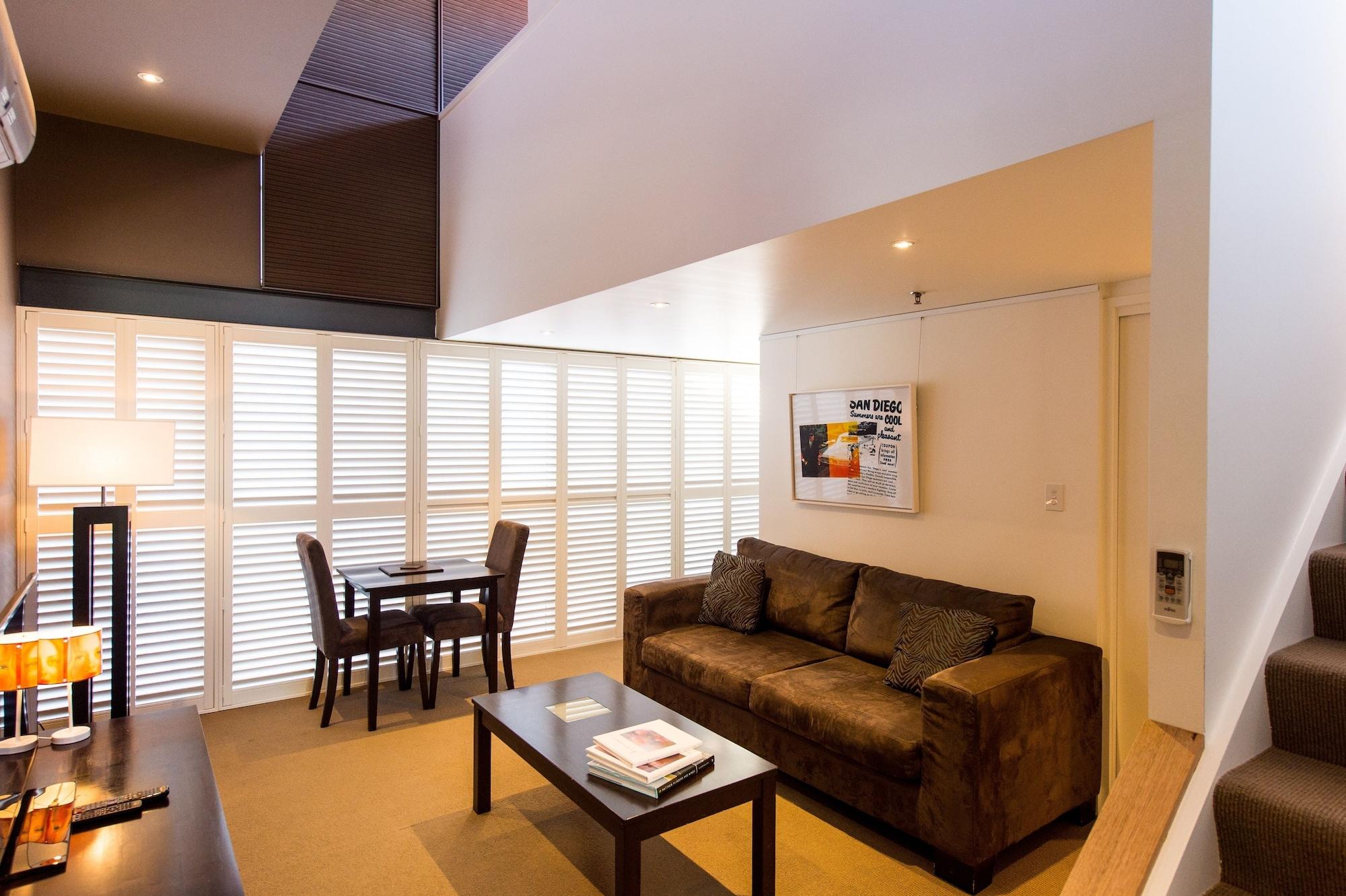 The Henry Jones Art Hotel Hobart Exterior photo A living room in a typical apartment