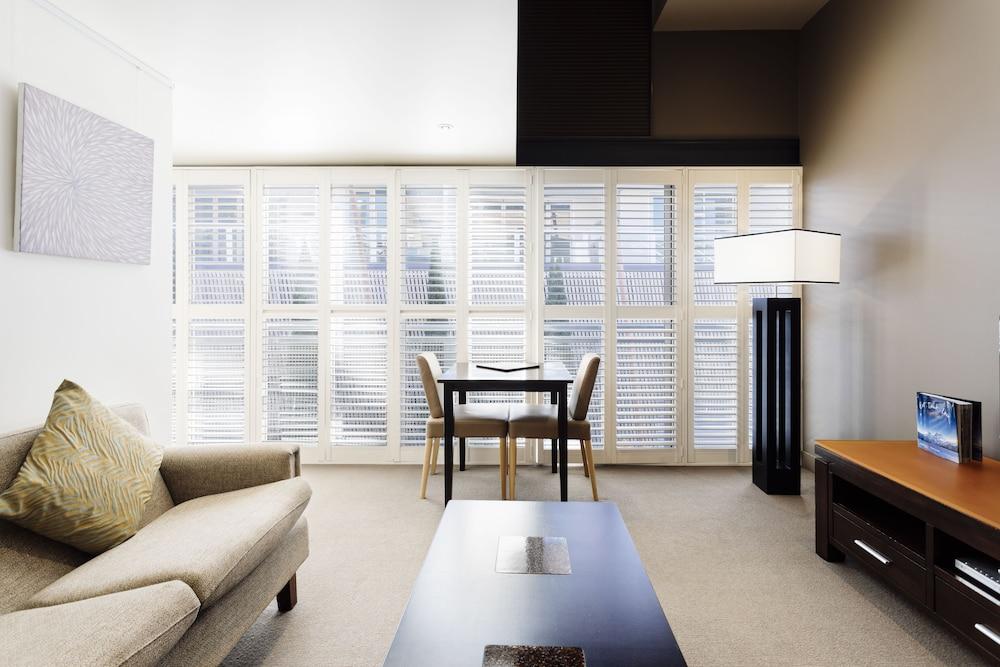 The Henry Jones Art Hotel Hobart Exterior photo Interior shutters